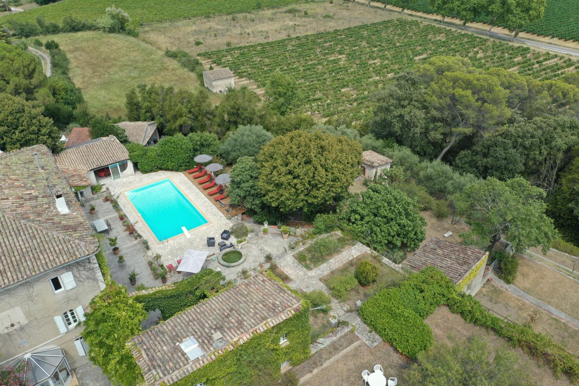 Le Domaine Du Soulier -Gite Et Chambres D'Hotes - La Maison Du Gardien Tornac Extérieur photo