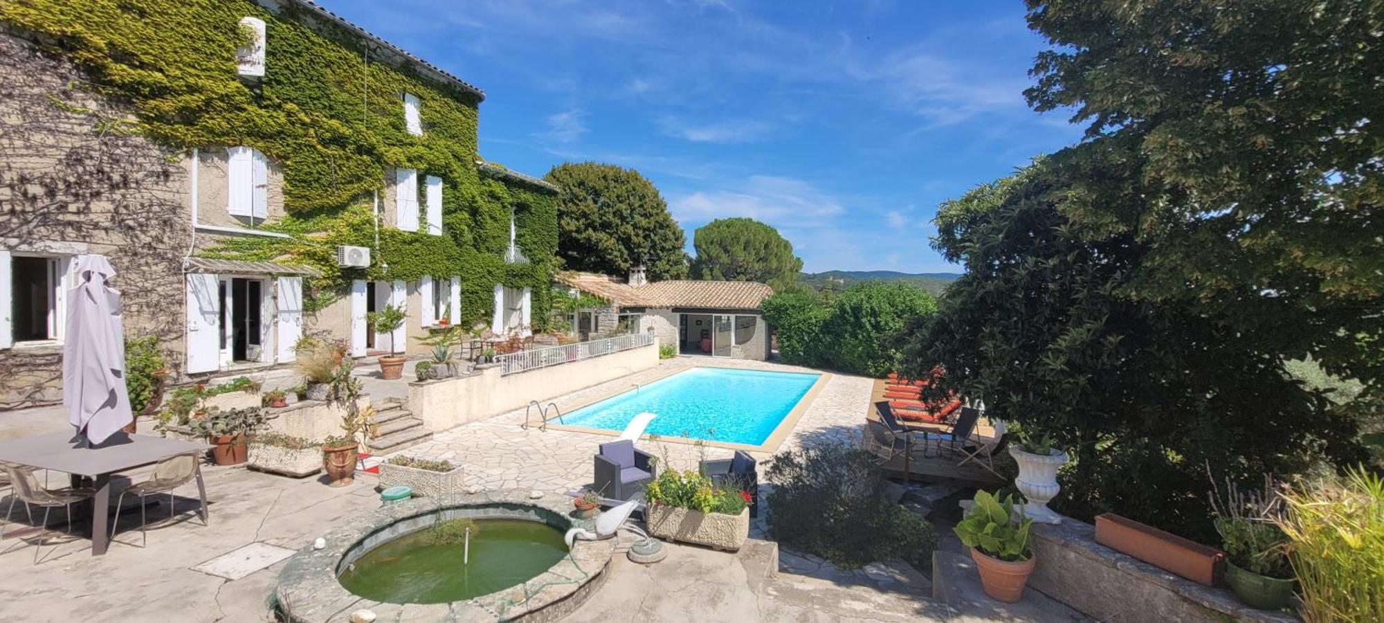 Le Domaine Du Soulier -Gite Et Chambres D'Hotes - La Maison Du Gardien Tornac Extérieur photo