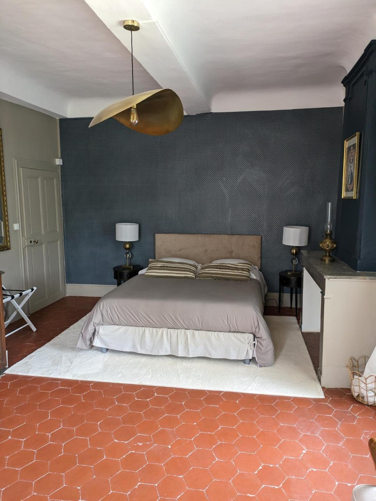 Le Domaine Du Soulier -Gite Et Chambres D'Hotes - La Maison Du Gardien Tornac Extérieur photo