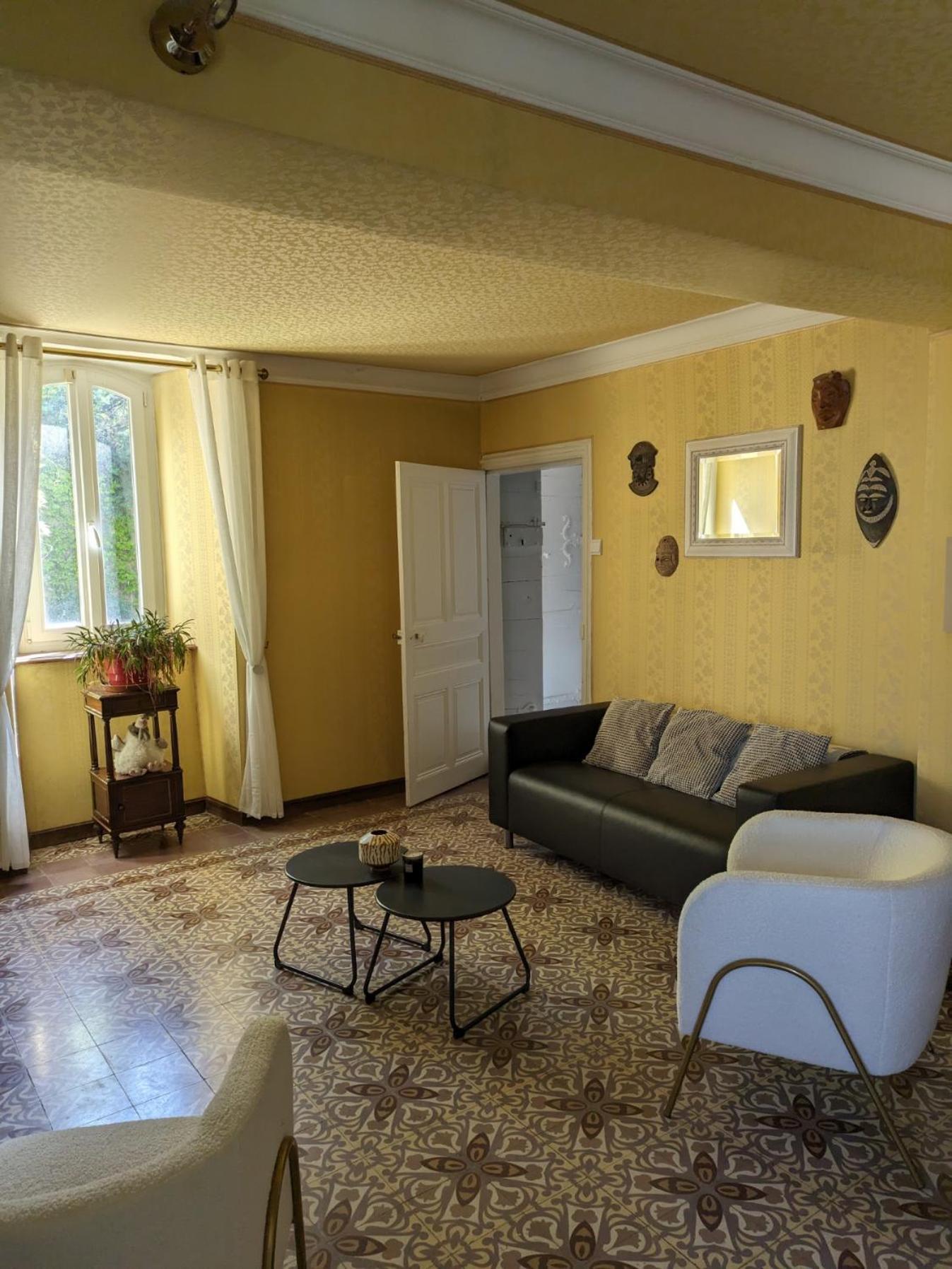 Le Domaine Du Soulier -Gite Et Chambres D'Hotes - La Maison Du Gardien Tornac Extérieur photo